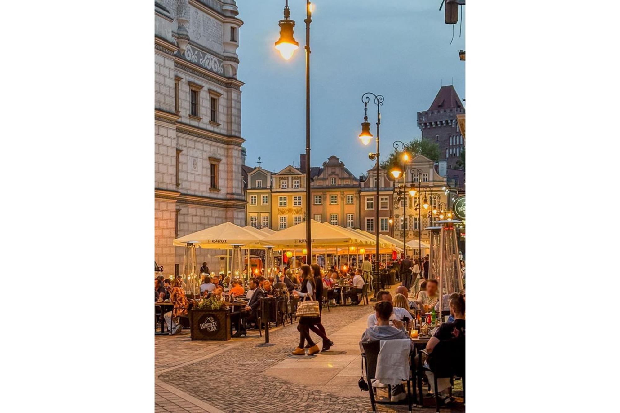 Old Town Centrum Residence Apartments Poznan Bagian luar foto